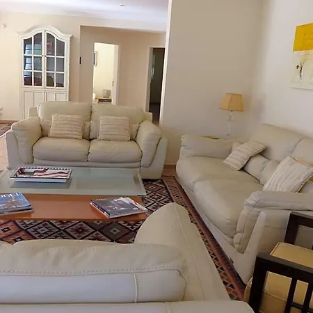 Βίλα Vale Do Garrao Sleeps 6 With Pool And Air Con *