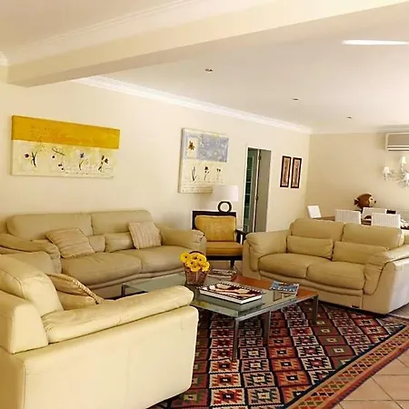 Vale Do Garrao Sleeps 6 With Pool And Air Con