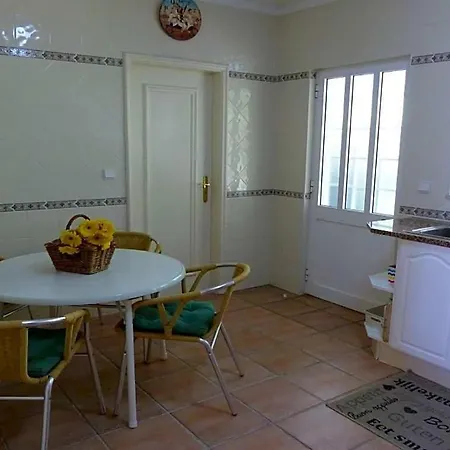 Vale Do Garrao Sleeps 6 With Pool And Air Con * Vale do Lobo