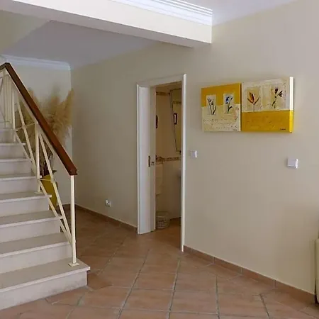 Vale Do Garrao Sleeps 6 With Pool And Air Con * Vale do Lobo