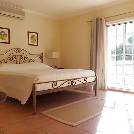 Βίλα Vale Do Garrao Sleeps 6 With Pool And Air Con *